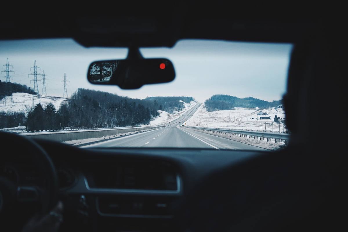 conduciendo, coche, la carretera ,Pixabay