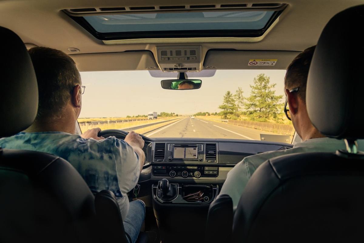 automóvil, viaje, montar, dirigir, conductor, pasajero, carretera ,Pixabay