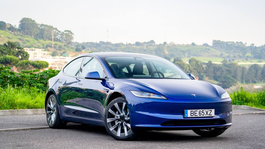 Tesla Model 3, Tesla