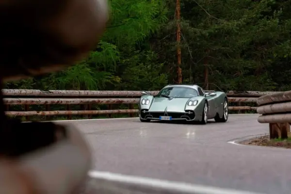 Pirelli y Pagani neumáticos ,Pirelli