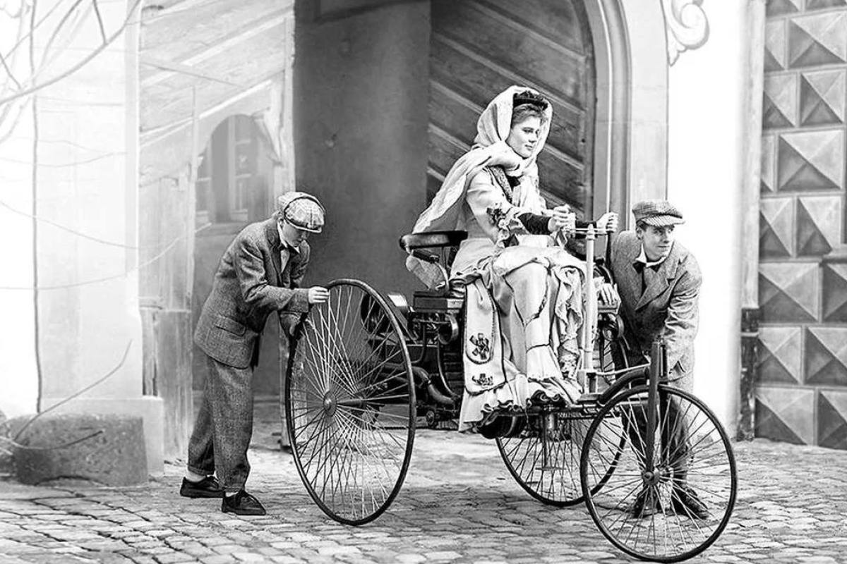 Patent-Motorwagen ,Internet