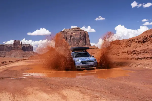 The new MINI country - Prensa