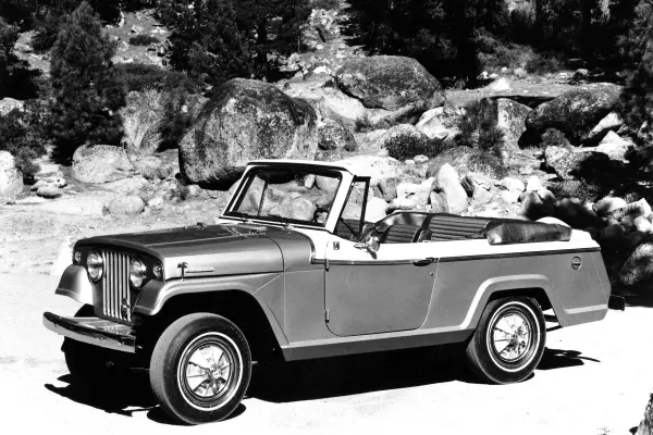 1967 Jeep Jeepster Commando Covertible ,Prensa