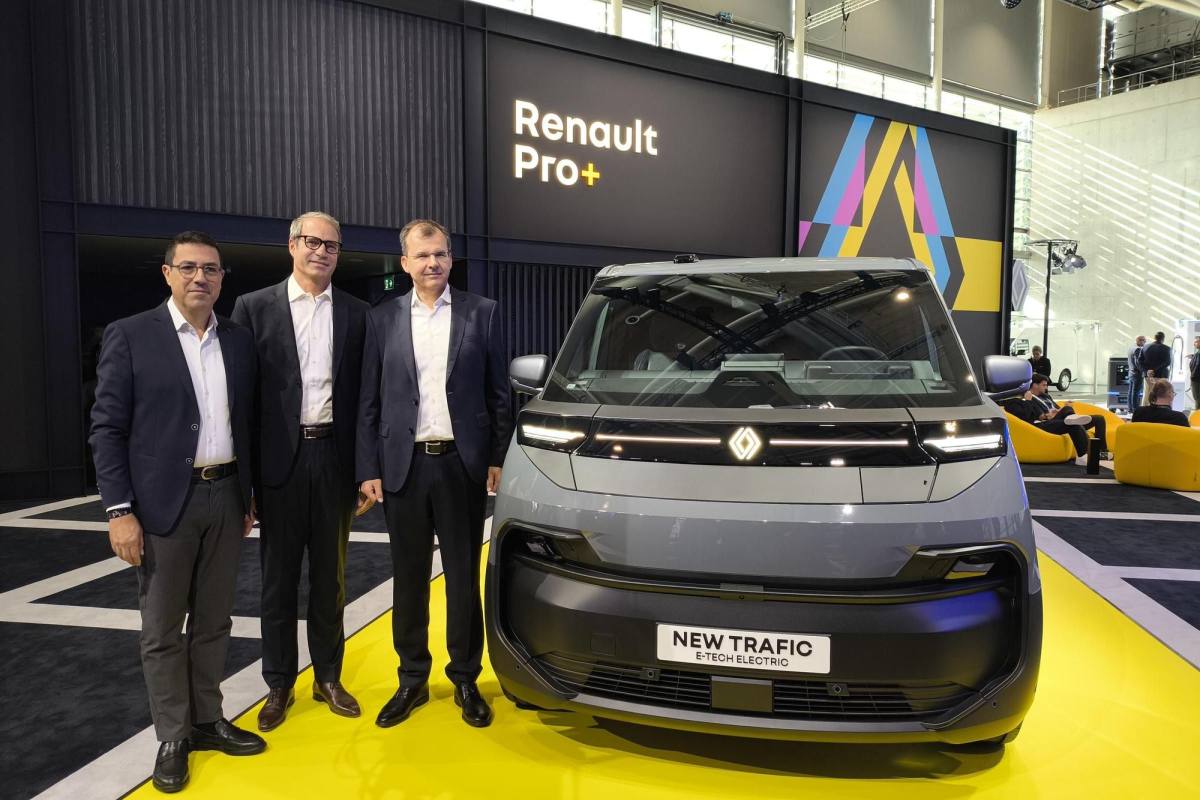 Renault lanza la Trafic Van E-Tech: hasta 690 km urbanos y 280 km recuperados en 20 minutos ,estaticos-cdn.prensaiberica.es